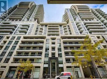 9205 Yonge Street, Richmond Hill, ON L4C1V5, 2 Bedrooms Bedrooms, ,1 BathroomBathrooms,Single Family,For Sale,Yonge,N7265618