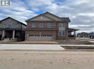 2 GEORGINA Street, Kitchener, Ontario N2R0S6, 4 Bedrooms Bedrooms, ,5 BathroomsBathrooms,Single Family,For Lease,GEORGINA,40512161 2 GEORGINA Street, Kitchener, Ontario N2R0S6, 4 Bedrooms Bedrooms, ,5 BathroomsBathrooms,Single Family,For Lease,GEORGINA,40512161