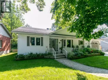 425 4th, Owen Sound, Ontario N4K2M9, 4 Bedrooms Bedrooms, ,3 BathroomsBathrooms,Single Family,For Sale,4th,X6809690