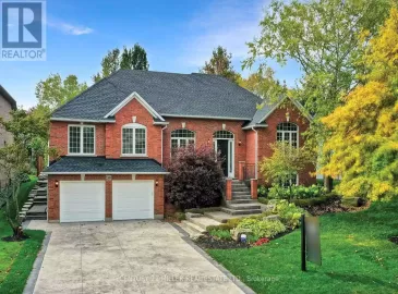 269 Foxridge Drive, Hamilton, ON L9G4R9, 5 Bedrooms Bedrooms, ,4 BathroomsBathrooms,Single Family,For Sale,Foxridge,X7215096