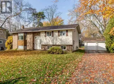 55 Creighton Street, Ramara, ON L3V1B1, 3 Bedrooms Bedrooms, ,1 BathroomBathrooms,Single Family,For Sale,Creighton,S7267296 55 Creighton Street, Ramara, ON L3V1B1, 3 Bedrooms Bedrooms, ,1 BathroomBathrooms,Single Family,For Sale,Creighton,S7267296