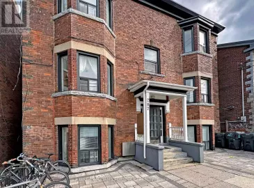 287 Ossington, Toronto, Ontario M6J3A1, ,Multi-family,For Sale,Ossington,C7285968 287 Ossington, Toronto, Ontario M6J3A1, ,Multi-family,For Sale,Ossington,C7285968