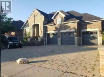 84 Valleycreek Drive, Brampton, ON L6P2E1, 2 Bedrooms Bedrooms, ,1 BathroomBathrooms,Single Family,For Lease,Valleycreek,W7286988