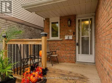 5 Greenfield Crescent, Whitby, Ontario L1N7G2, 3 Bedrooms Bedrooms, ,1 BathroomBathrooms,Single Family,For Sale,Greenfield,E7289228