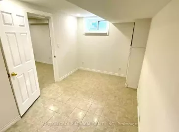 61 Tecumseh Drive, Aurora, ON L4G2X2, 2 Bedrooms Bedrooms, ,1 BathroomBathrooms,Single Family,For Lease,Tecumseh,N7293300