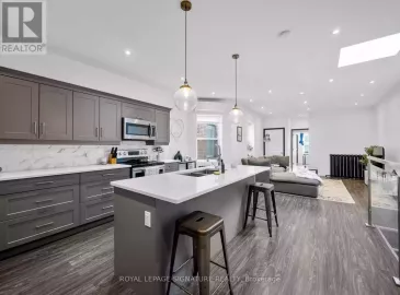 2243 Dundas Street, Toronto, Ontario M6R1X6, 4 Bedrooms Bedrooms, ,4 BathroomsBathrooms,Single Family,For Sale,Dundas,W7295592 2243 Dundas Street, Toronto, Ontario M6R1X6, 4 Bedrooms Bedrooms, ,4 BathroomsBathrooms,Single Family,For Sale,Dundas,W7295592