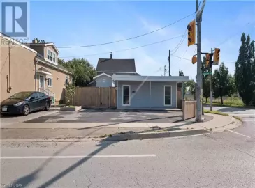 312 ONTARIO Road, Welland, Ontario L3B5C5, 1 Bedroom Bedrooms, ,1 BathroomBathrooms,Single Family,For Sale,ONTARIO,40482441 312 ONTARIO Road, Welland, Ontario L3B5C5, 1 Bedroom Bedrooms, ,1 BathroomBathrooms,Single Family,For Sale,ONTARIO,40482441