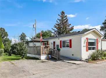 Beamsville, ON L3J0W1, 2 Bedrooms Bedrooms, ,1 BathroomBathrooms,Single Family,For Sale,H4173908