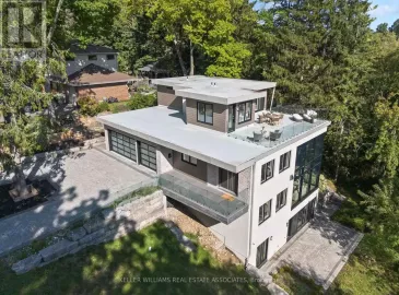 379 Woodgrange, Pickering, Ontario L1W2B4, 5 Bedrooms Bedrooms, ,7 BathroomsBathrooms,Single Family,For Sale,Woodgrange,E7012874