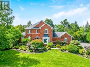 15 TRILLIUM Terrace, Halton Hills, Ontario L7J2W8, 4 Bedrooms Bedrooms, ,3 BathroomsBathrooms,Single Family,For Sale,TRILLIUM,40477797
