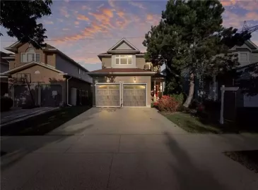 Burlington, Ontario L7M4K8, 3 Bedrooms Bedrooms, ,3 BathroomsBathrooms,Single Family,For Sale,H4171842