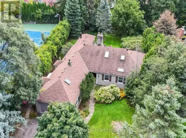 109 Highland Lane, Richmond Hill, ON L4C3S1, 4 Bedrooms Bedrooms, ,4 BathroomsBathrooms,Single Family,For Sale,Highland,N7042308