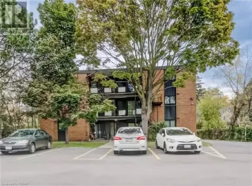 157 AHRENS Street, Kitchener, Ontario N2H4C8, 12 Bedrooms Bedrooms, ,12 BathroomsBathrooms,Multi-family,For Sale,AHRENS,40493093