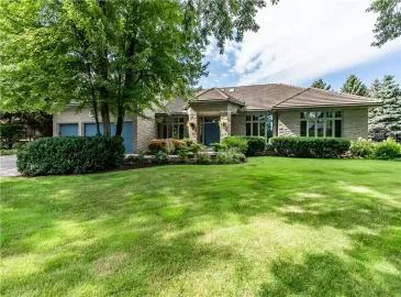 Burlington, ON L7N1Y5, 4 Bedrooms Bedrooms, ,4 BathroomsBathrooms,Single Family,For Sale,H4176081