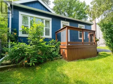 90 MERCER Street, Dundas, Ontario L9H2N6, 3 Bedrooms Bedrooms, ,2 BathroomsBathrooms,Single Family,For Sale,MERCER,40497939