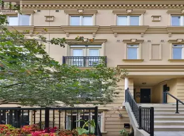 98 CARR Street, Toronto, Ontario M5T1B7, 1 Bedroom Bedrooms, ,1 BathroomBathrooms,Single Family,For Sale,CARR,40498437