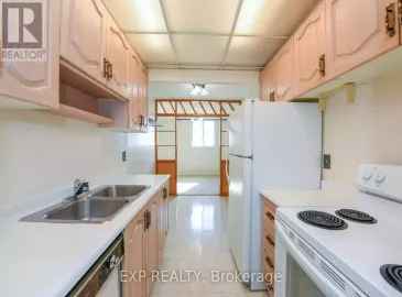 812 Burnhamthorpe Road, Toronto, Ontario M9C4W1, 2 Bedrooms Bedrooms, ,2 BathroomsBathrooms,Single Family,For Sale,Burnhamthorpe,W7218048