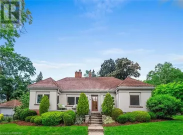 183 CHEDOKE Avenue, Hamilton, ON L8P4P2, 4 Bedrooms Bedrooms, ,3 BathroomsBathrooms,Single Family,For Sale,CHEDOKE,40480361