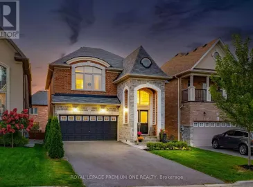 636 Clifford Perry Place, Newmarket, ON L3X0J4, 4 Bedrooms Bedrooms, ,4 BathroomsBathrooms,Single Family,For Sale,Clifford Perry,N7294364