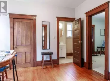 393 ONTARIO Street, Stratford, ON N5A3H7, 1 Bedroom Bedrooms, ,1 BathroomBathrooms,Single Family,For Lease,ONTARIO,40512465 393 ONTARIO Street, Stratford, ON N5A3H7, 1 Bedroom Bedrooms, ,1 BathroomBathrooms,Single Family,For Lease,ONTARIO,40512465
