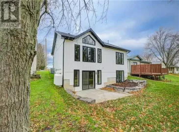 20 QUEEN Street, Cargill, ON N0G2V0, 2 Bedrooms Bedrooms, ,3 BathroomsBathrooms,Single Family,For Sale,QUEEN,40506802