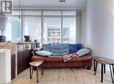 1 Bloor Street, Toronto, ON M4W0A8, 2 Bedrooms Bedrooms, ,2 BathroomsBathrooms,Single Family,For Sale,Bloor,C7295334