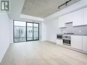 2720 Dundas Street, Toronto, Ontario M6P1Y2, 1 Bedroom Bedrooms, ,1 BathroomBathrooms,Single Family,For Lease,Dundas,W7295656