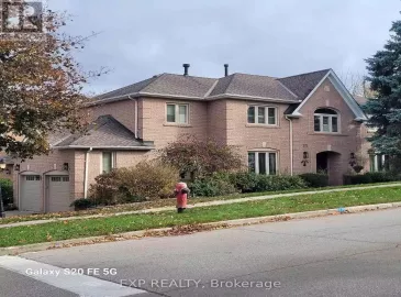 375 Carruthers, Newmarket, Ontario L3X2B8, 4 Bedrooms Bedrooms, ,4 BathroomsBathrooms,Single Family,For Sale,Carruthers,N7296070