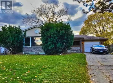 53 Milllgate Crescent, Toronto, ON M2K1L5, 6 Bedrooms Bedrooms, ,4 BathroomsBathrooms,Single Family,For Sale,Milllgate,C7297200