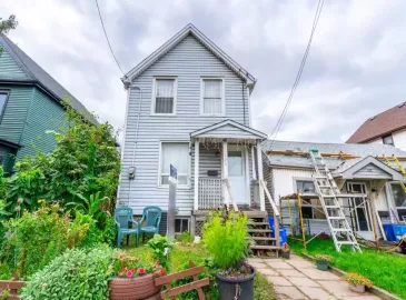 Hamilton, Ontario L8L5B6, 3 Bedrooms Bedrooms, ,1 BathroomBathrooms,Single Family,For Sale,H4173865