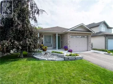 217 NORTH Street, Tillsonburg, Ontario N4G1B8, 3 Bedrooms Bedrooms, ,3 BathroomsBathrooms,Single Family,For Sale,NORTH,40482094