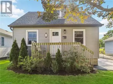 27 HERBERT Street, Brantford, Ontario N3R3Z9, 5 Bedrooms Bedrooms, ,1 BathroomBathrooms,Single Family,For Sale,HERBERT,40481438