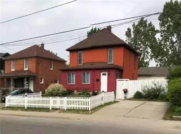 Niagara Falls, Ontario L2E4H2, 5 Bedrooms Bedrooms, ,2 BathroomsBathrooms,Single Family,For Sale,H4174078