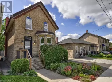 41 PARK HILL Road, Cambridge, ON N1R1P5, 2 Bedrooms Bedrooms, ,2 BathroomsBathrooms,Single Family,For Sale,PARK HILL,40486797