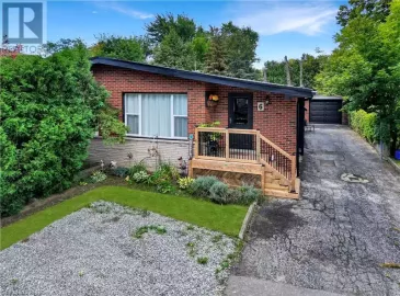 6 BOBOLINK Road, Hamilton, ON L9A2P2, 4 Bedrooms Bedrooms, ,2 BathroomsBathrooms,Single Family,For Sale,BOBOLINK,40484545