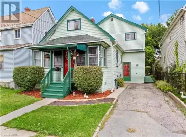 205 MITCHELL Street, Port Colborne, ON L3K1Y4, 3 Bedrooms Bedrooms, ,1 BathroomBathrooms,Single Family,For Sale,MITCHELL,40493948