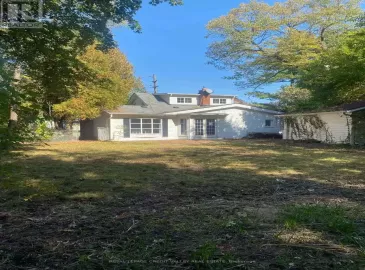 1472 Indian Road, Mississauga, ON L5H1S7, 3 Bedrooms Bedrooms, ,2 BathroomsBathrooms,Single Family,For Sale,Indian,W7058672
