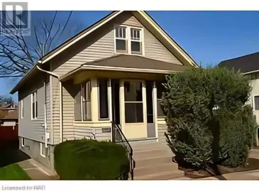 4913 FLYNN Court, Niagara Falls, ON L2E3Z5, 2 Bedrooms Bedrooms, ,1 BathroomBathrooms,Single Family,For Sale,FLYNN,40497248