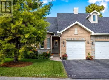 92 Village Crescent, Peterborough, Ontario K9J0A9, 2 Bedrooms Bedrooms, ,3 BathroomsBathrooms,Single Family,For Sale,Village,X7204088