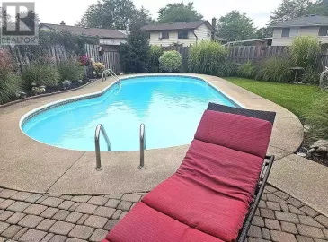 7037 VENUS Crescent, Niagara Falls, Ontario L2G7E8, 4 Bedrooms Bedrooms, ,2 BathroomsBathrooms,Single Family,For Sale,VENUS,40497669