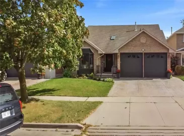 Stoney Creek, ON L8E4T1, 4 Bedrooms Bedrooms, ,3 BathroomsBathrooms,Single Family,For Sale,H4176721