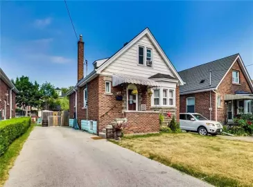 Hamilton, Ontario L8K2N2, 4 Bedrooms Bedrooms, ,2 BathroomsBathrooms,Single Family,For Sale,H4176776