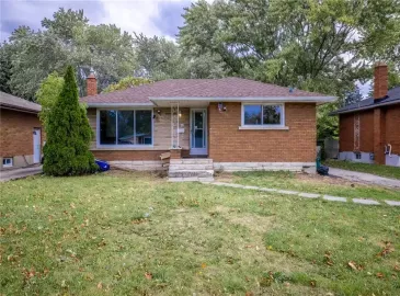 St. Catharines, ON L2T2V2, 3 Bedrooms Bedrooms, ,1 BathroomBathrooms,Single Family,For Lease,H4176717 St. Catharines, ON L2T2V2, 3 Bedrooms Bedrooms, ,1 BathroomBathrooms,Single Family,For Lease,H4176717