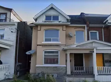 Hamilton, Ontario L8L2E5, ,Multi-family,For Sale,H4176868