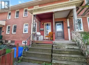 195 LINCOLN Street, Welland, ON L3B4M8, 2 Bedrooms Bedrooms, ,2 BathroomsBathrooms,Single Family,For Sale,LINCOLN,40498380