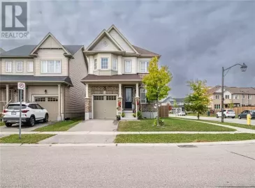 106 WARNER Lane, Brantford, Ontario N3T0J3, 3 Bedrooms Bedrooms, ,3 BathroomsBathrooms,Single Family,For Sale,WARNER,40482820
