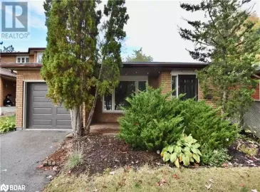 31 BUCHANAN Street, Barrie, ON L4M6B5, 4 Bedrooms Bedrooms, ,3 BathroomsBathrooms,Single Family,For Sale,BUCHANAN,40497839