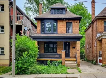 Hamilton, Ontario L8M2W4, 3 Bedrooms Bedrooms, ,3 BathroomsBathrooms,Single Family,For Sale,H4176982