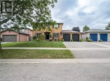 34 COLONIAL Crescent, Brantford, Ontario N3R7M7, 4 Bedrooms Bedrooms, ,4 BathroomsBathrooms,Single Family,For Sale,COLONIAL,40498862