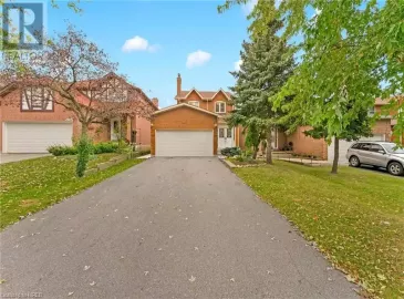 4298 RADISSON Crescent, Mississauga, ON L5M4C1, 3 Bedrooms Bedrooms, ,4 BathroomsBathrooms,Single Family,For Sale,RADISSON,40498934